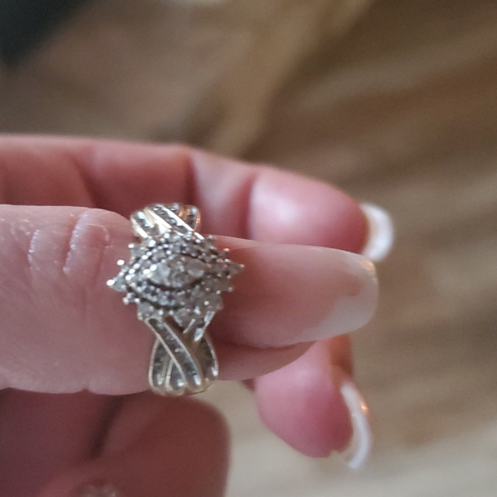 14k.  1/4 carat diamonds Real yellow gold